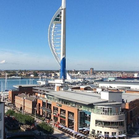 Gunwharf Quays Harbour Apartments Portsmouth Exteriér fotografie