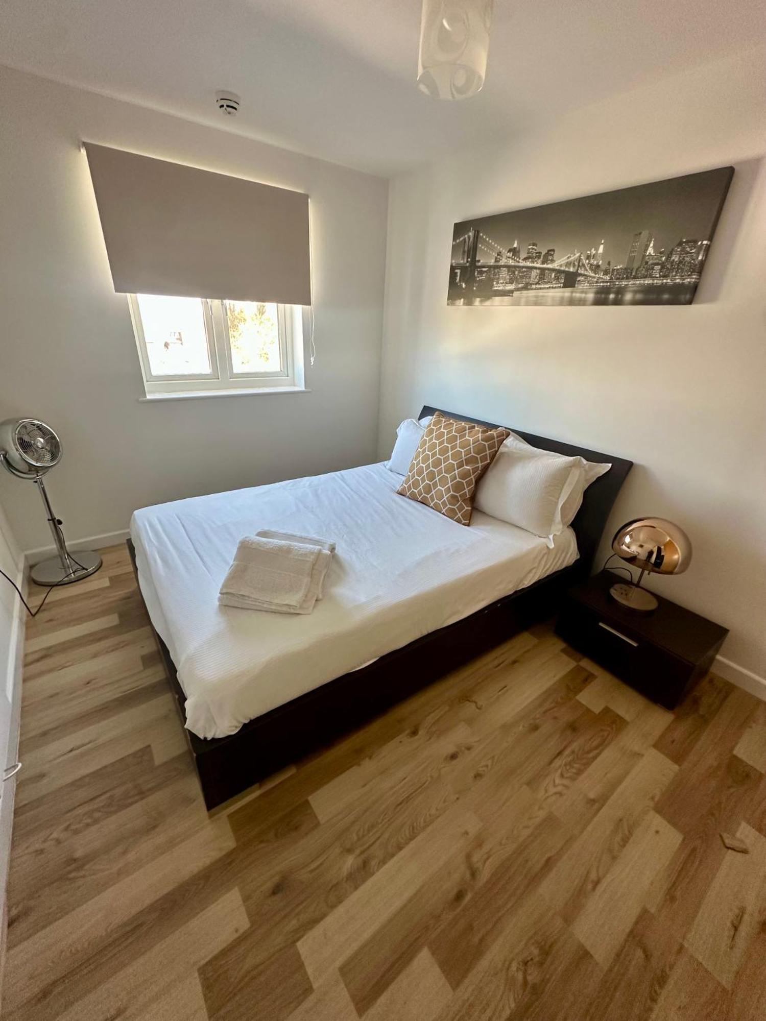 Gunwharf Quays Harbour Apartments Portsmouth Exteriér fotografie